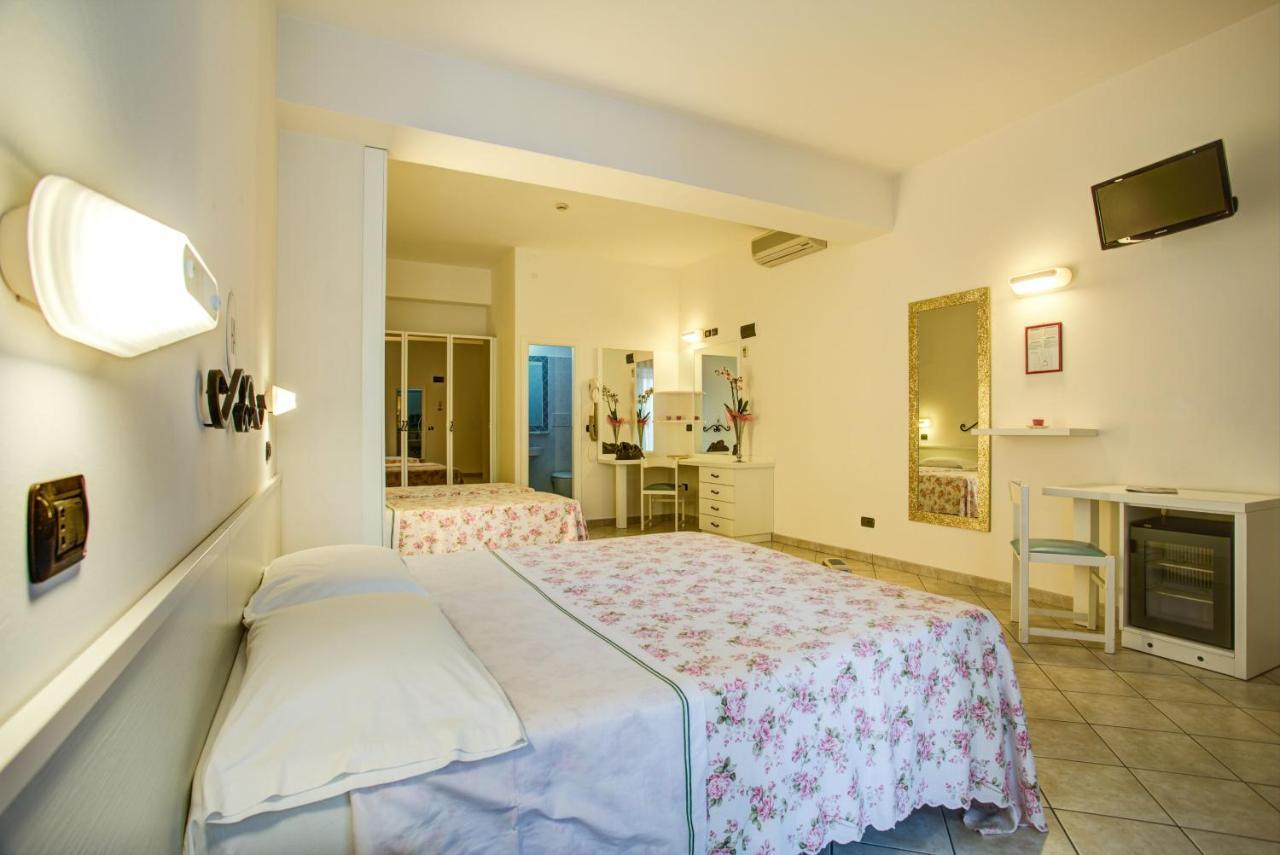 Ancora Hotel & Residence Каттолика Экстерьер фото
