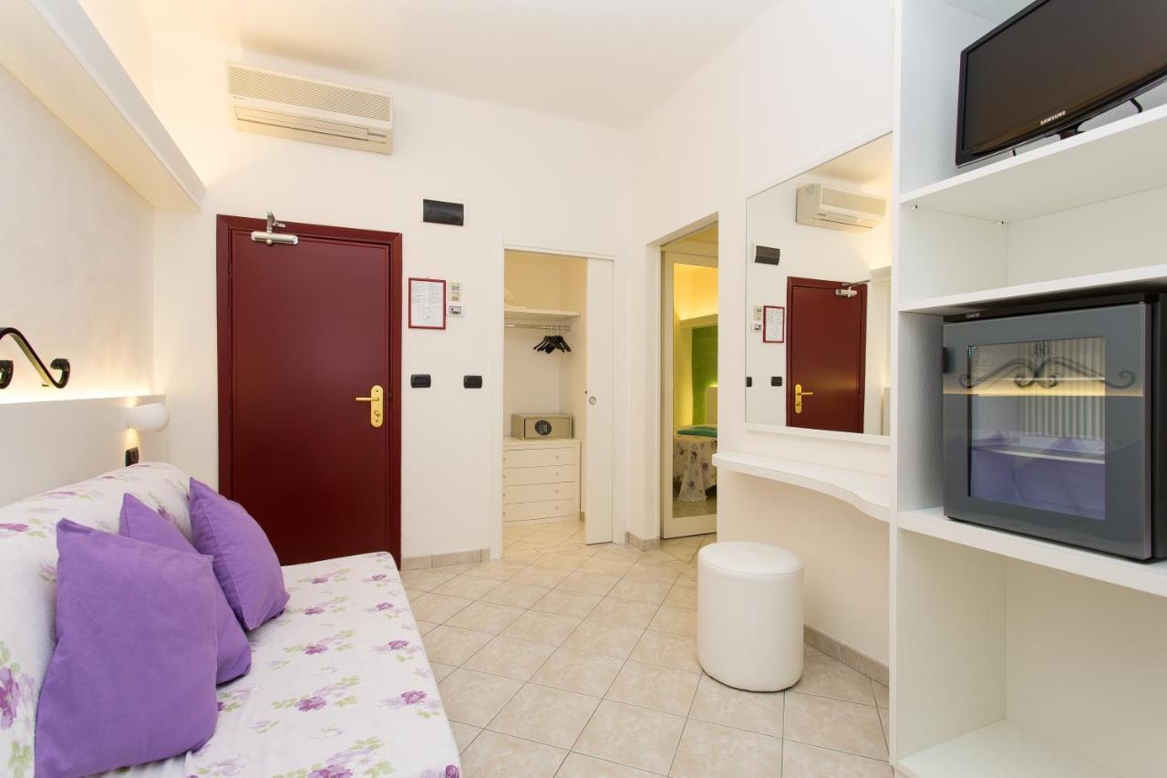 Ancora Hotel & Residence Каттолика Экстерьер фото