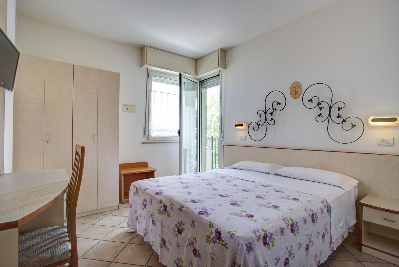Ancora Hotel & Residence Каттолика Экстерьер фото