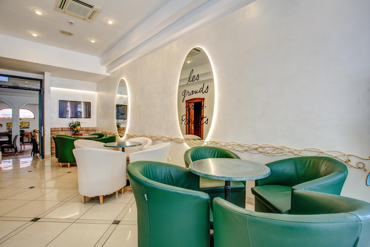 Ancora Hotel & Residence Каттолика Экстерьер фото